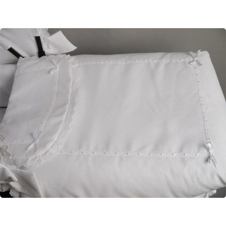 Colchita de Cuco Modelo Nube blanco